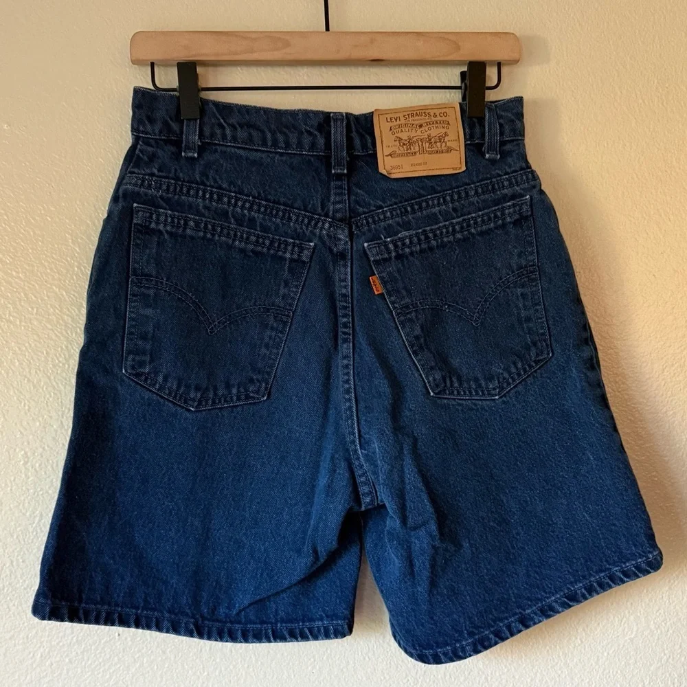 LEVIS 36951 VTG Dark Blue Denim Shorts